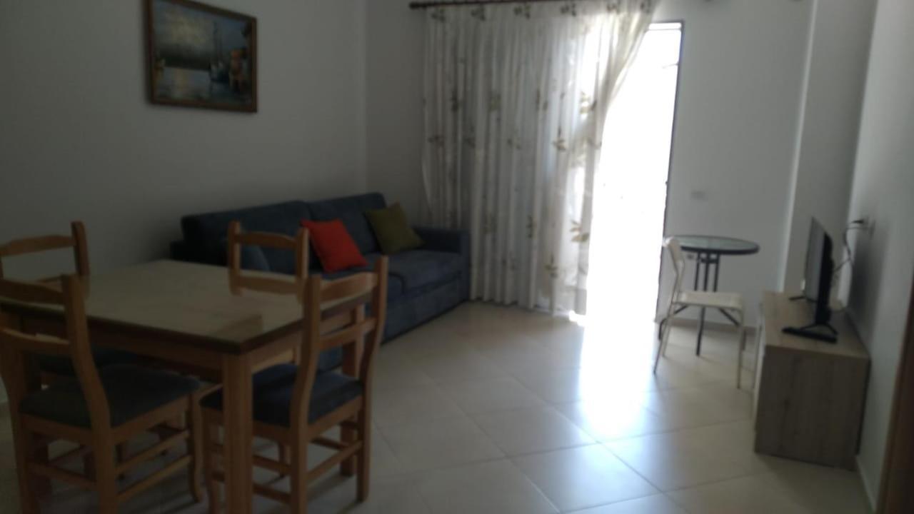 Primavera Apartments Саранде Екстериор снимка